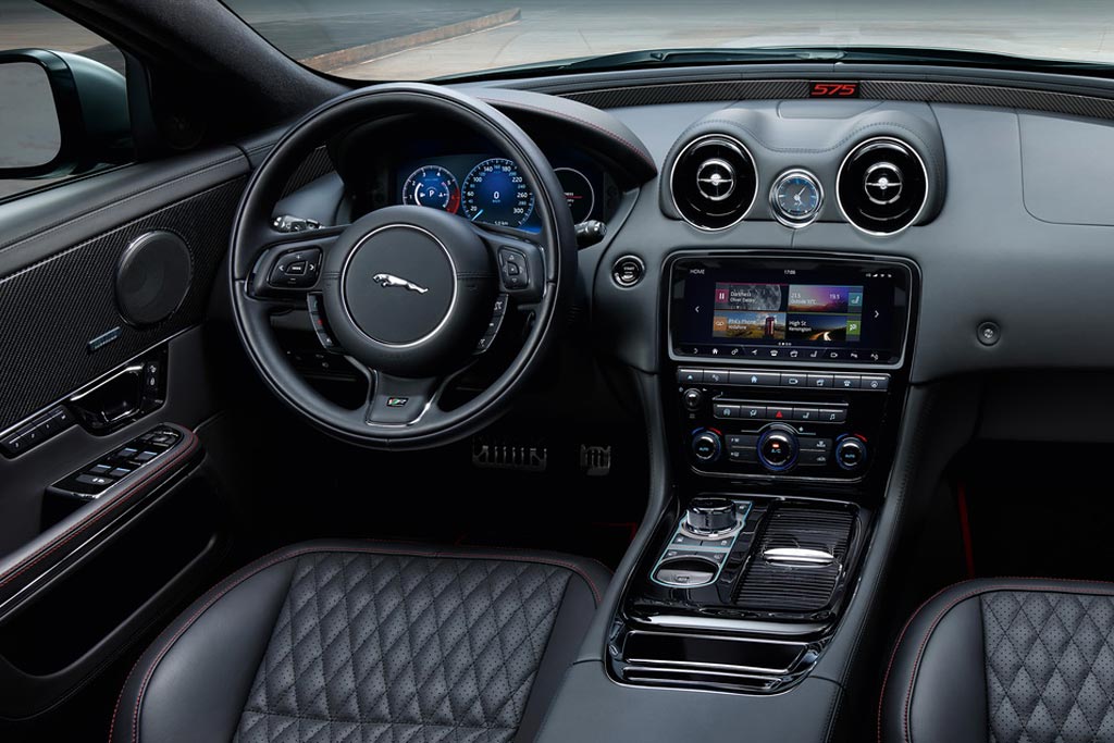 foto-xjr575_03.jpg