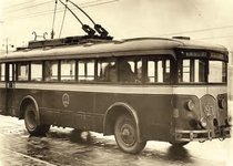 Троллейбус ЛК-4
