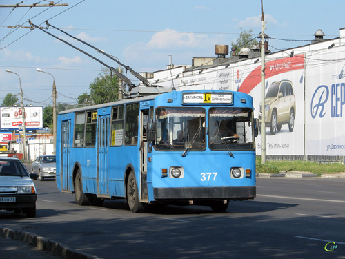 Троллейбус ZiU_682В
