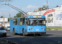 Троллейбус ЗИУ 682В